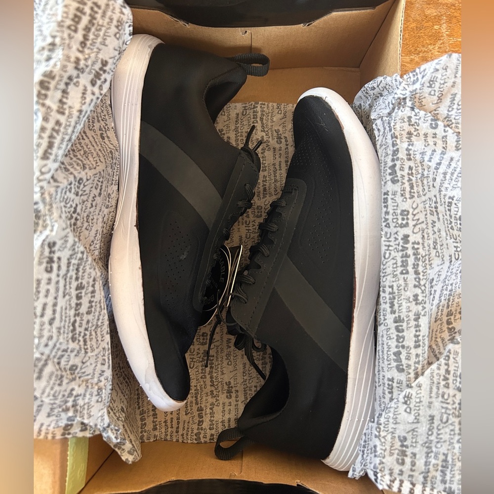 Size 5.5 Women’s Pastry Dance Shoes